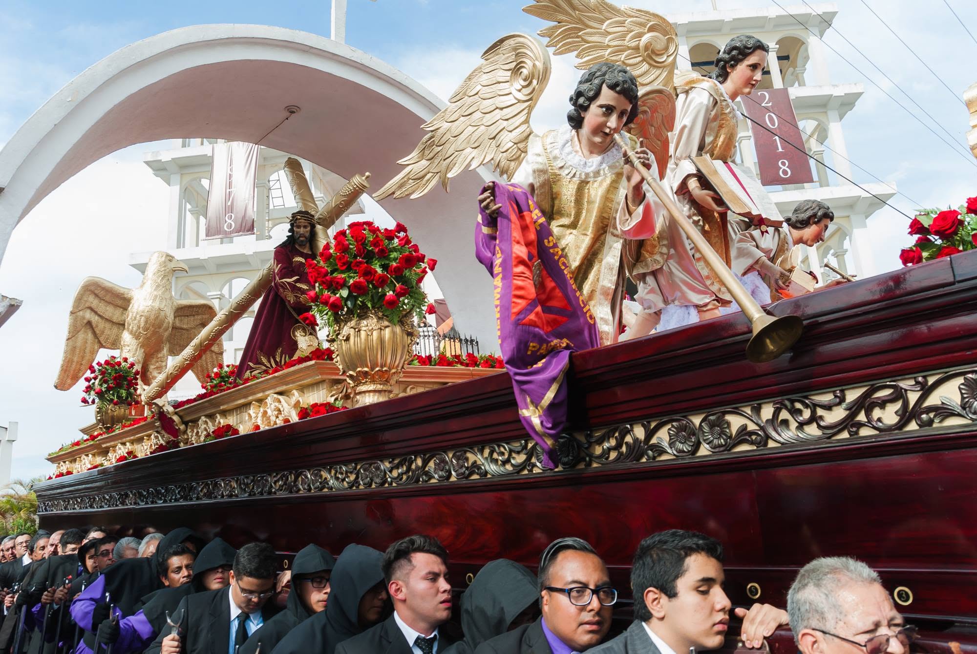 Detalle devocional de Jesús Nazareno del Sacrificio